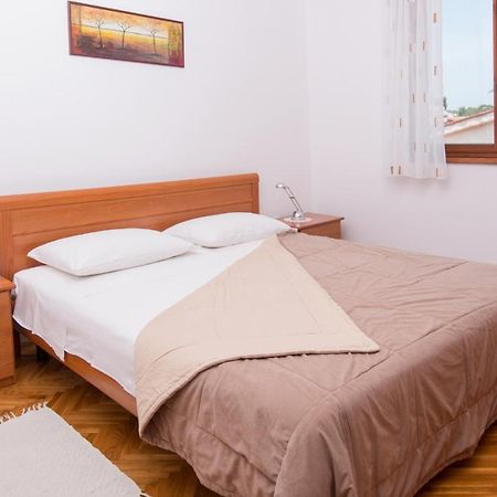 Apartments Mira 1 Premantura Luaran gambar