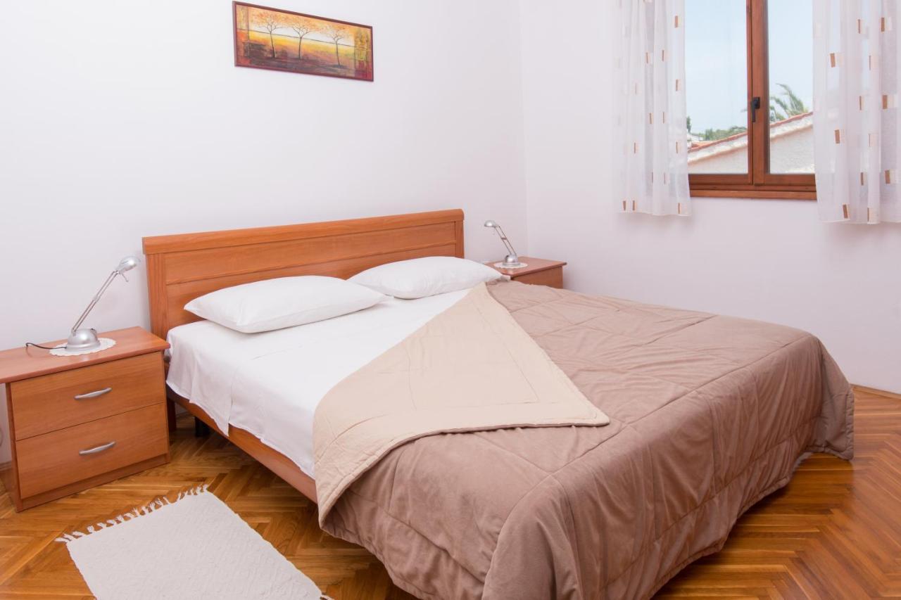Apartments Mira 1 Premantura Luaran gambar